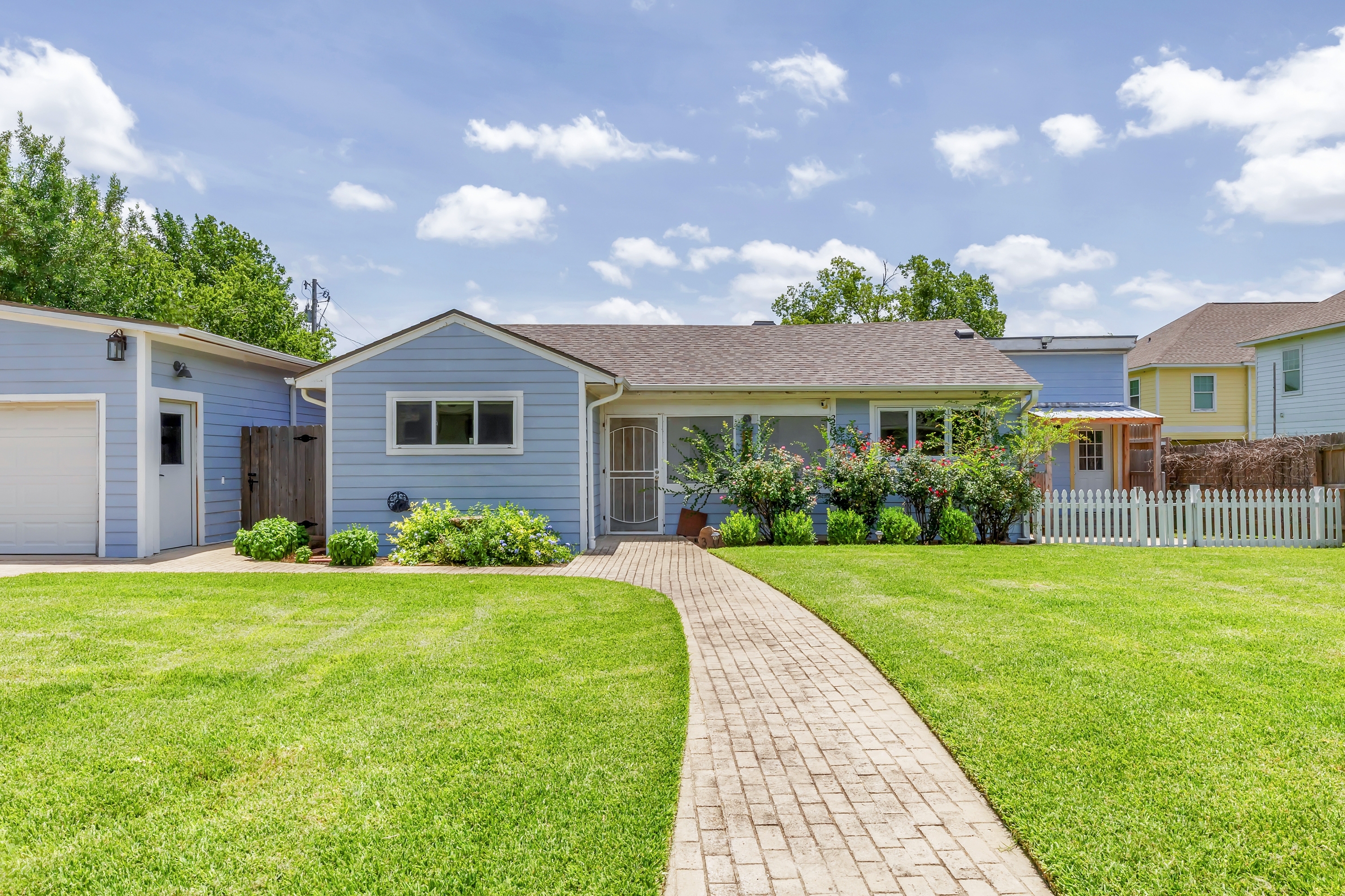 Property thumbnail image