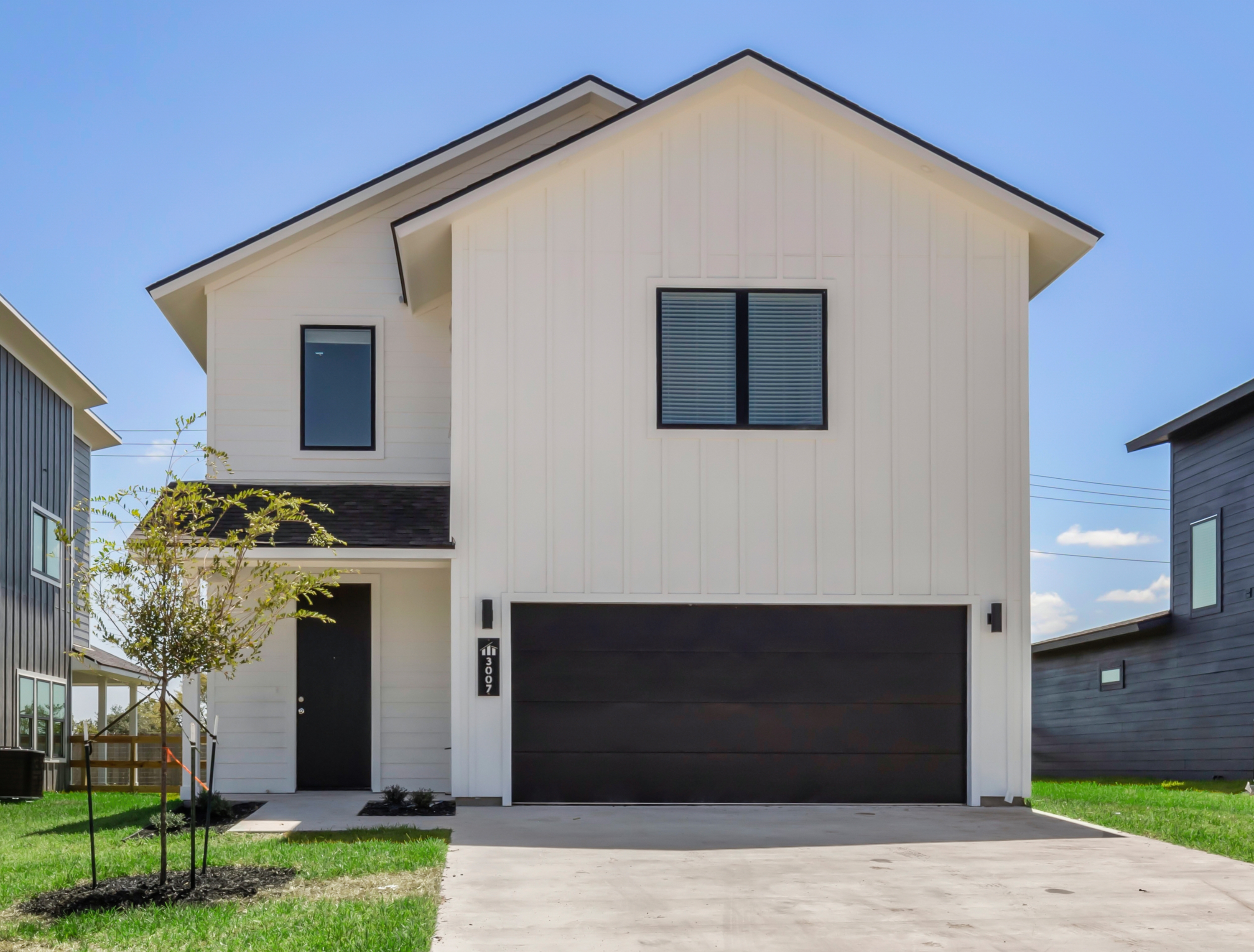 3007 Alpha Wolf Court